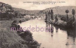 24 - LES EYZIES - Pont Du Chemin De Fer - Dos Vierge -  TTBE - 2 Scans - Altri Comuni