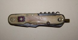 Trés Ancien Couteau Suisse  7 Pièces - Armes Blanches