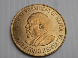 Kenya  10 Cents   KM 41   Laiton   Président    Kenyatta               SUP - Kenia