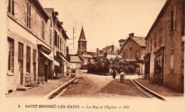 CPA  -    SAINT HONORE LES BAINS    -    La Rue Et L' Eglise - Saint-Honoré-les-Bains