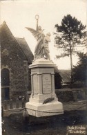 SAINT-PIERRE-D'ENTREMONT  CARTE PHOTO LE MONUMENT AUX MORTS - Saint-Pierre-d'Entremont