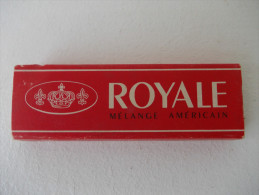 Ancien Paquet De Cigarettes. ROYALE - Echantillon Gratuit - Paquet Plein - - Autres & Non Classés