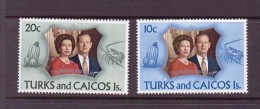 TURKS ET CAICOS 1972 ELIZABETH  YVERT N°297/98  NEUF  MLH* - Turks- En Caicoseilanden