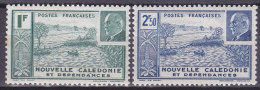 Colonies Francaises Nouvelle Calédonie N° 193/194 Rade De Nouméa Et éffigie Du Maréchal Pétain 1941 Neuf * Charnière - Neufs