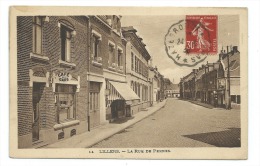 CPA LILLERS  Rue De Pernes  Café  De La Gare  Edit J Poriche - Lillers