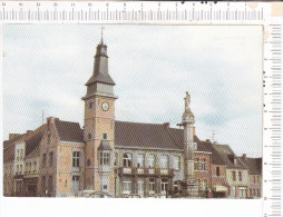 BAVAY    -   Grand'  Place   -   Hôtel De  Ville   Et   Maisons  Anciennes - Bavay