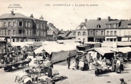 76 - GODERVILLE   La Place Du Marché - Goderville