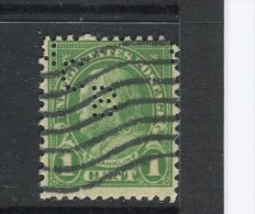 ETATS-UNIS - Y&T N° 228° - B. Frankiln - Perfin - Perforé - Perfin