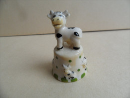 DV)Dé En Porcelaine " Vache " - Dés à Coudre