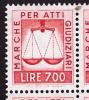 Marca Per Registrazione ATTI GIUDIZIARI  Nuova**, Rossa, L.700 1979-88 - Revenue Stamps