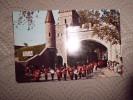 DEFILE DE LA FANFARE DU ROYAL 22E REGIMENT PASSANT SOUS LA PORTE SAINT-LOUIS - Québec – Les Portes