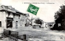 87. HAUTE-VIENNE - MÉZIÈRES SUR ISSOIRE. La Grande Rue. Hôtel Chêne Vert... (Mothe) - Meziere Sur Issoire