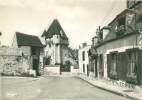Delcampe - CPM - 58 - NEVERS - La Porte Du Croux - Nevers