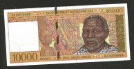 MADAGASCAR - NATIONAL BANK - 10000 Francs ( 1995 ) - Madagascar