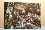 LA ROQUEBRUSSANNE ---Les Neuf Fonts - Le Lavoir - ( Lavandière  )  - ( Pas De Reflet Sur L´original ) - La Roquebrussanne