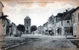 Cpa (77) La Chapelle La Reine - La Place - Service Des Eaux - La Chapelle La Reine