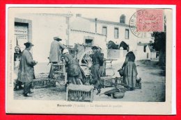 85 - BEAUVOIR --  Le Marchand De Poulets - Beauvoir Sur Mer