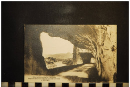 CP, 07, Fenetre Naturelle Dans Les Tunnels Sur Route A RUOMS Edition Brunel - Andere & Zonder Classificatie