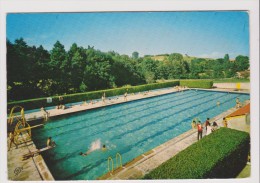 CPM - La Piscine Richoud Route Nationale à MONTBRISON - Montbrison