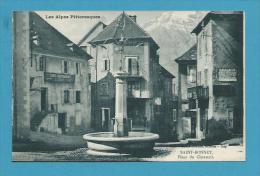 CPA Place Du Chevreuil SAINT BONNET 05 - Other & Unclassified