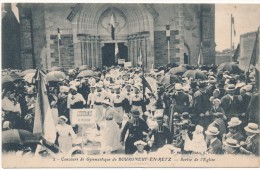 BOURGNEUF EN RETZ -  Concours De Gymnastique, Sortie De L'Eglise - Bourgneuf-en-Retz