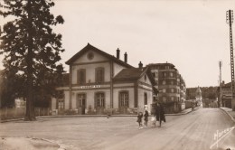 CPSM VIROFLAY (Yvelines) - La Gare R.G (rive Gauche) - Viroflay