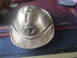 Delcampe - CASQUE MINIATURE ANCRE - BRONZE - VOIR PHOTOS - Firemen