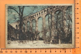 ROQUEFAVOUR: L' Aqueduc à Travers Bois  ( Unique Au 26/11 ) - Roquefavour