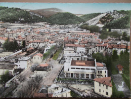 83 - SAINT-ZACHARIE - Vue Aérienne - La Place De La Maison Du Peuple. (CPSM Rare) - Saint-Zacharie