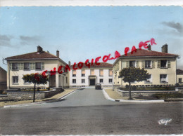 87 - MEZIERES SUR ISSOIRE - MEZIERE -MAIRIE  POSTE  PERCEPTION - Meziere Sur Issoire