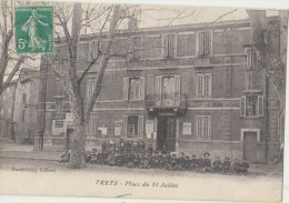 13   Trest Place Du 14 Juillet Ecole - Trets