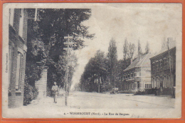 Carte Postale 59. Wormhout  Rue De Bergues    Trés Beau Plan - Wormhout