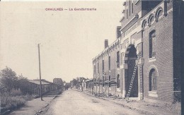 PICARDIE - 80 - SOMME - CHAULNES -  La Gendarmerie En Travaux Avec échelle - Chaulnes