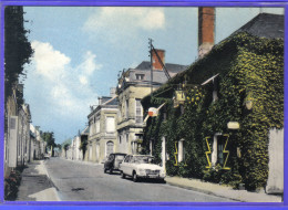 Carte Postale 72. Pontvallain  Rue Principale Et L'Hotel   Trés Beau Plan - Pontvallain