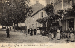 Monesties  Tarn  Foiral Aux Boeufs   Carte Postale Ancienne : N&b -2 Rousseurs - - Monesties