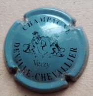 Capsule De Champagne - Deville Chevallier  - N°5 - Gris - Möt Et Chandon