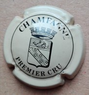 Capsule De Champagne -  Champagne Premier Cru - N°469 - Créme - Möt Et Chandon