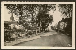 CHENERAILLES Route De Cressat (Combier) Creuse (23) - Chenerailles