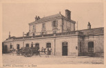 16 - RUFFEC (Charente) - La Gare. - Ruffec