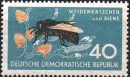 ALLEMAGNE De L'est DDR: Abeille, Abeilles, Bees, Abejas. Yvert N° 407. Neuf Sans Charniere (MNH) - Honeybees