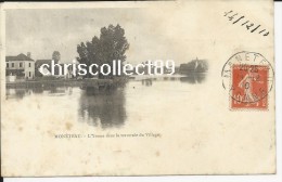 Carte Postale   :  Moneteau - L'Yonne Dans La Traversée Du Village - Moneteau