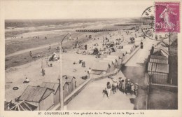 2 CPSM COURSEULLES SUR MER (Calvados) - Bateau De Pêche, Vue Générale De La Plage Et De La Digue - Courseulles-sur-Mer