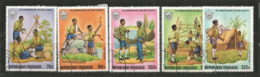 Le Scoutisme Au TOGO, 5 Timbres Oblitérés Bonne Qualité - Usados