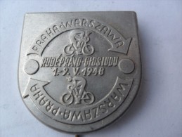 RACE PRAHA / WARSZAWA - Cycling, Bike, Bicycling, 1948 PIN BADGE P1 - Cyclisme