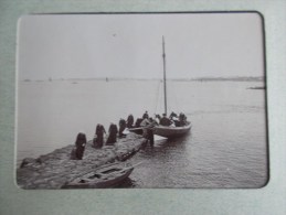 PHOTO DE ROSCOFF ( 29 BRETAGNE ) Arrivée Des Femmes De L'Ile De Batz  1898/1902 - Orte