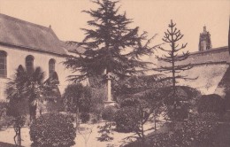 Carte 1930 Institution Notre Dame De Bressuire : Vue De La Chapelle Et De L'église - Bressuire