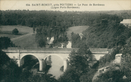 86 SAINT BENOIT  / Saint-Benoît, Le Pont De Bordeaux / - Saint Benoit