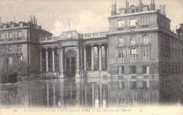 PARIS - INONDATIONS DE 1910 - Crue De La Seine : La Chambre Des Députés - CPA - Seine - Paris Flood, 1910