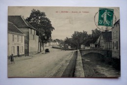 80 - BOVES -No 22- Entrée Du Village - Attelage Cheval - Café  BLERY DEMAILLY- Au Rendez-vous Des Pêcheurs - Boves