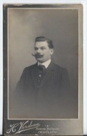 Photo Homme,moustaches - Anonymous Persons